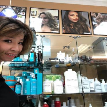 Lynn Hairstylist